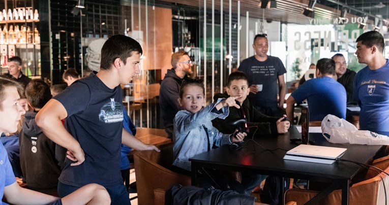 Futsal Dinamo esportom želi vratiti mlade na igrališta i Dinamove utakmice